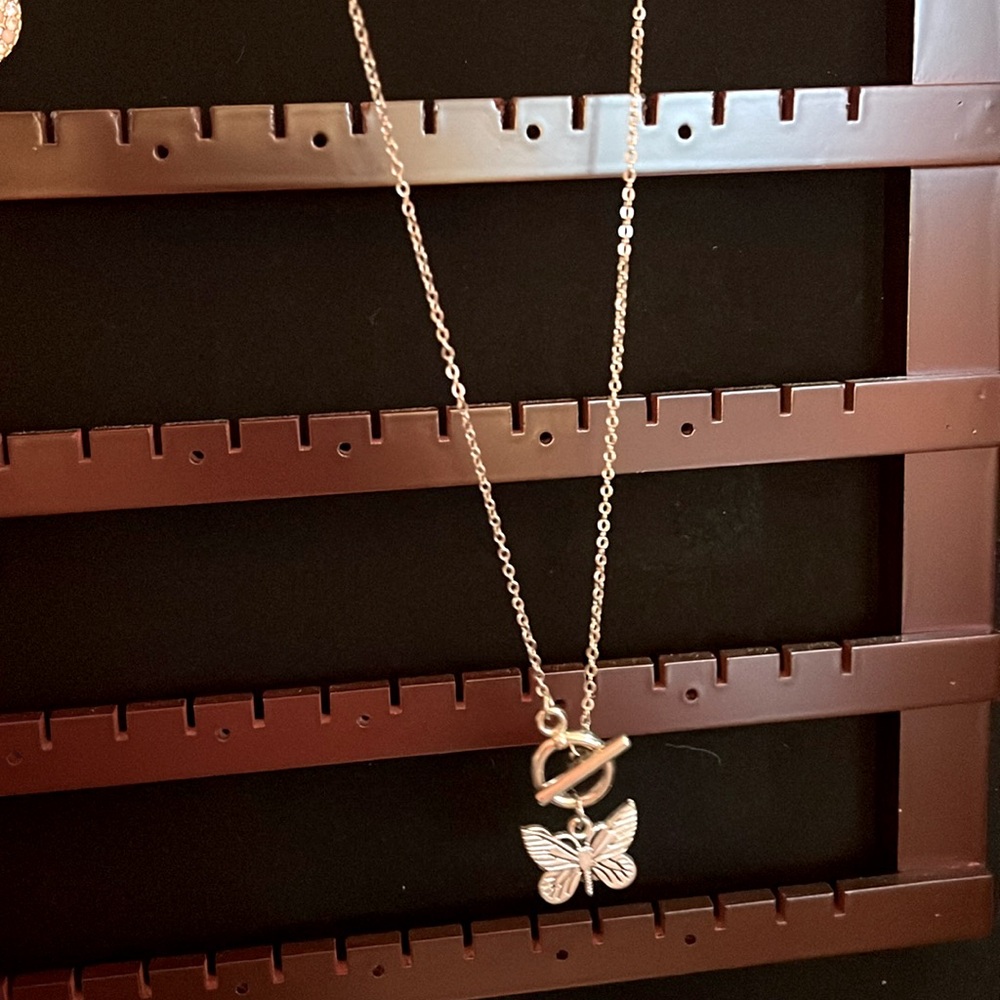 Retro Silver Butterfly Toggle Necklace